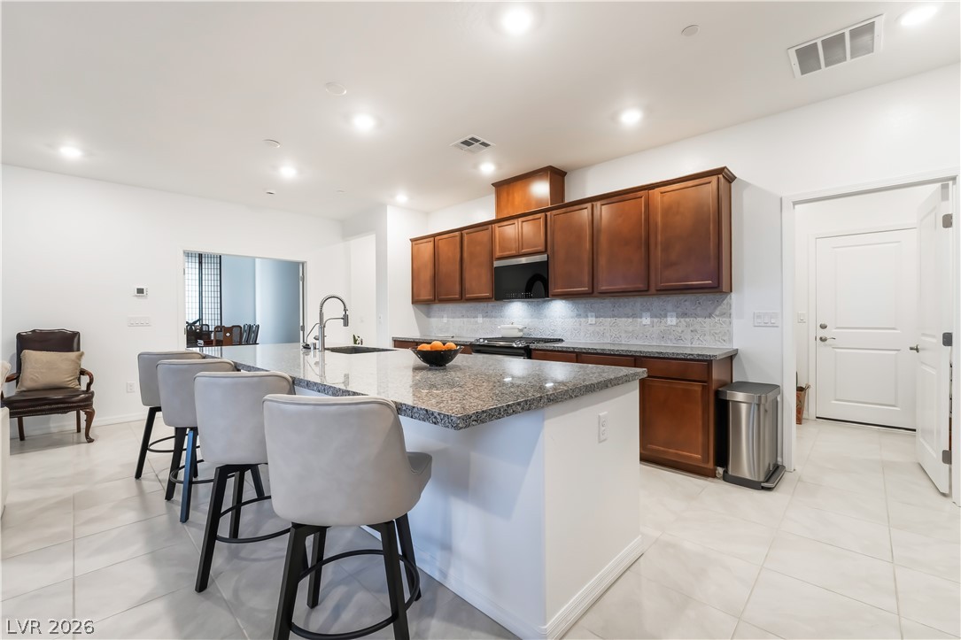 Photo 3 of 10216 Chrysolite Place