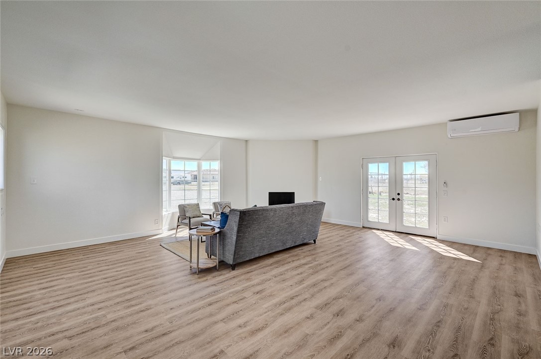 Photo 6 of 48, 3530 N Woodchips Road