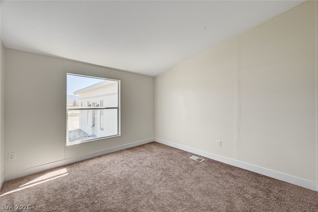 Photo 36 of 48, 3530 N Woodchips Road