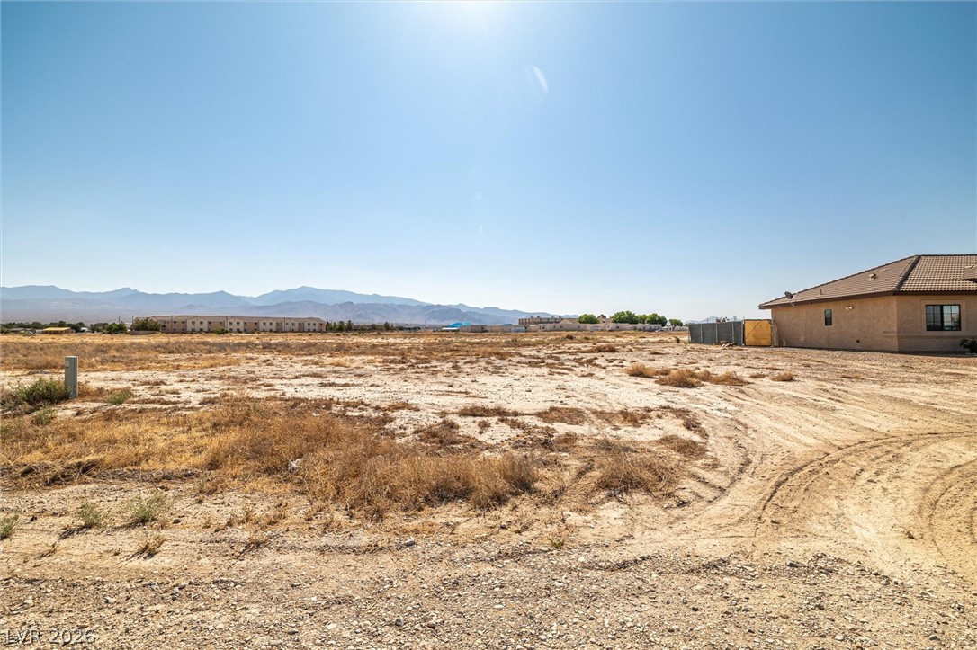 1611 S Enchanted Mesa Street, Pahrump