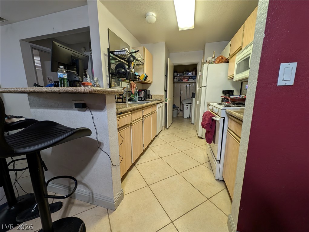 Photo 24 of 27, 2200 S Fort Apache Road #1118