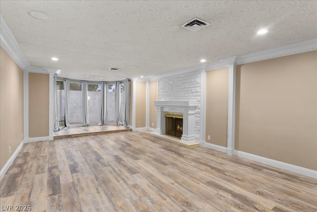 Photo 9 of 35, 2211 Edgewood Avenue