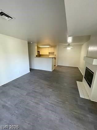 Photo 8 of 21, 4865 S Torrey Pines Drive #106