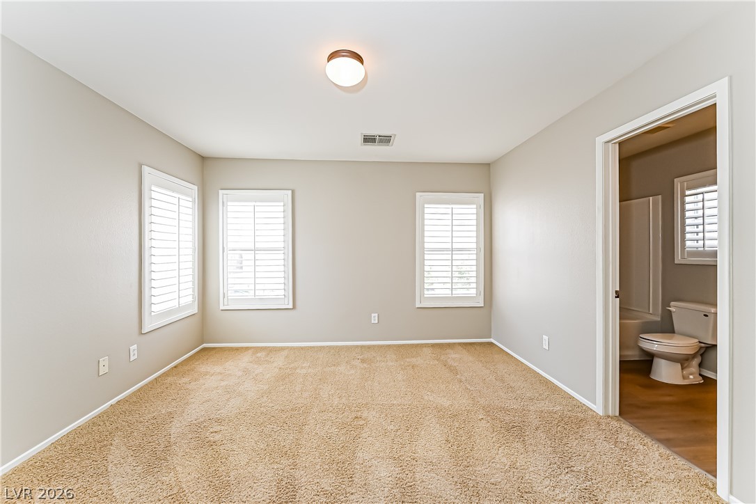 Photo 7 of 15, 691 Magrath Street