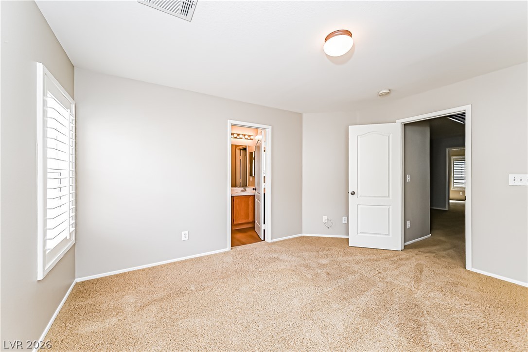Photo 8 of 15, 691 Magrath Street