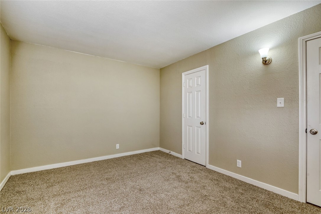 Photo 19 of 29, 5808 S Lydia Drive