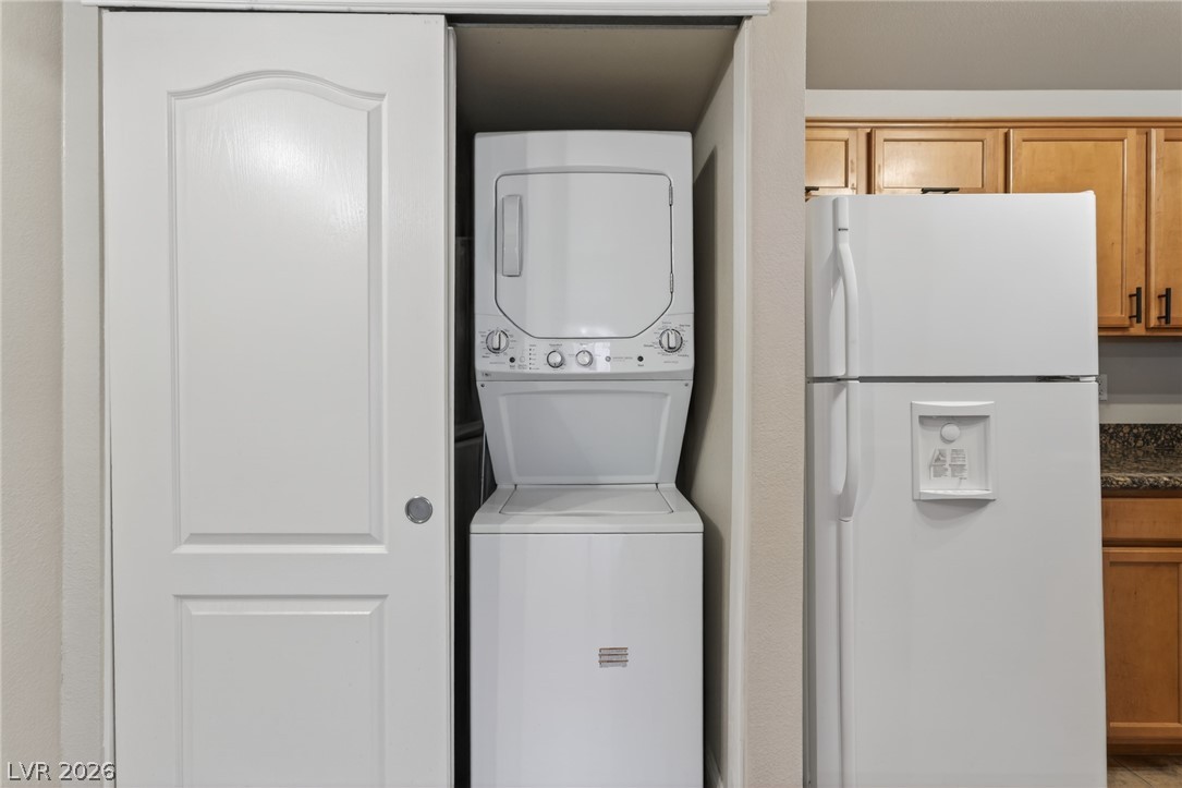 Photo 11 of 28, 2111 Sealion Drive #106