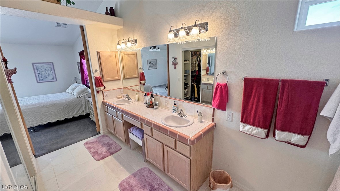 Photo 36 of 74, 2640 S ZEPHYR Avenue