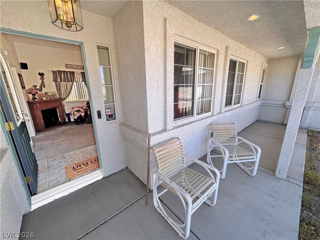 Photo 10 of 74, 2640 S ZEPHYR Avenue