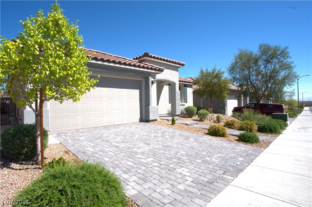 Photo 2 of 9952 Birch Knoll Avenue