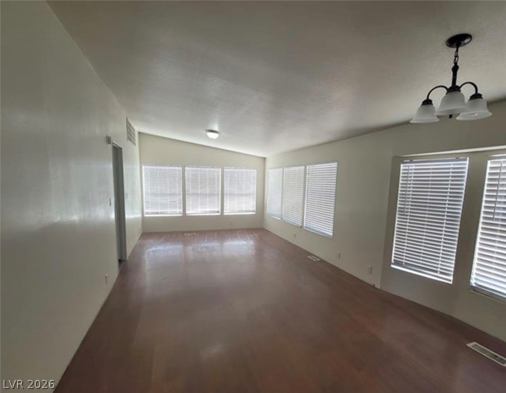 Photo 12 of 28, 3021 Borax Avenue