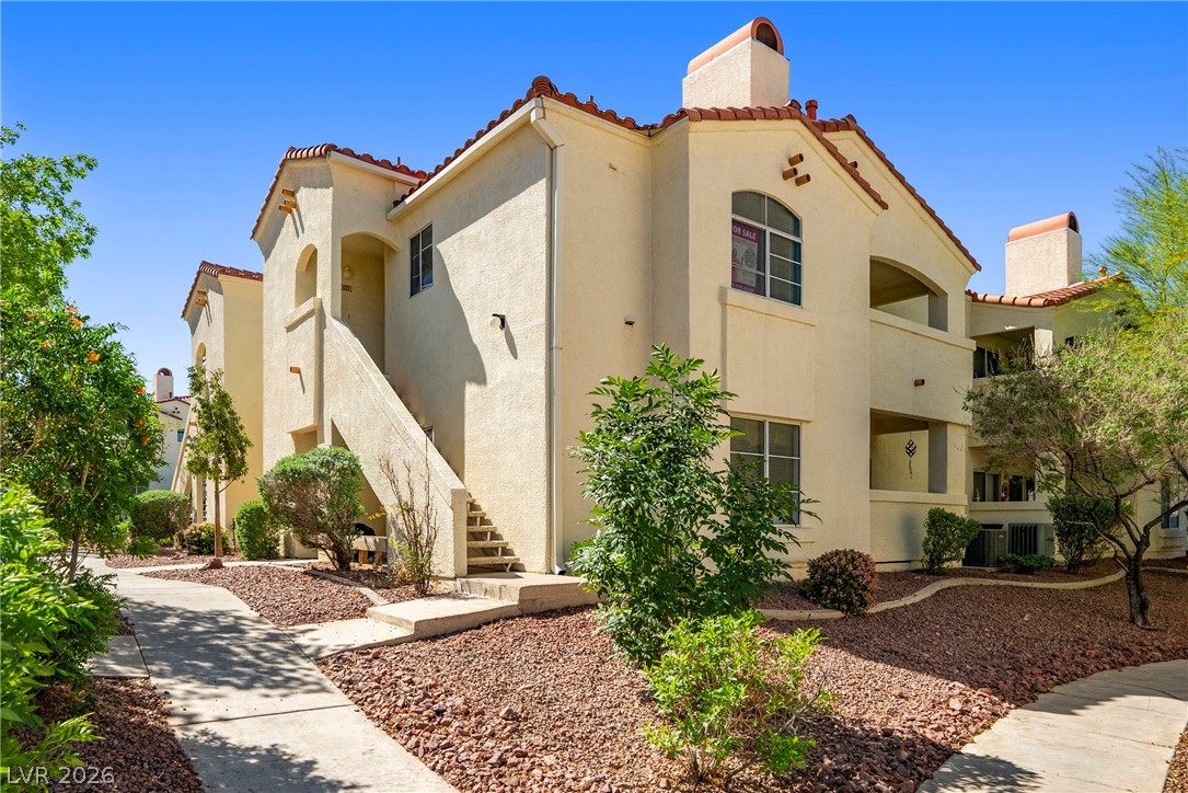 698 S Racetrack Road #823, Henderson 89015