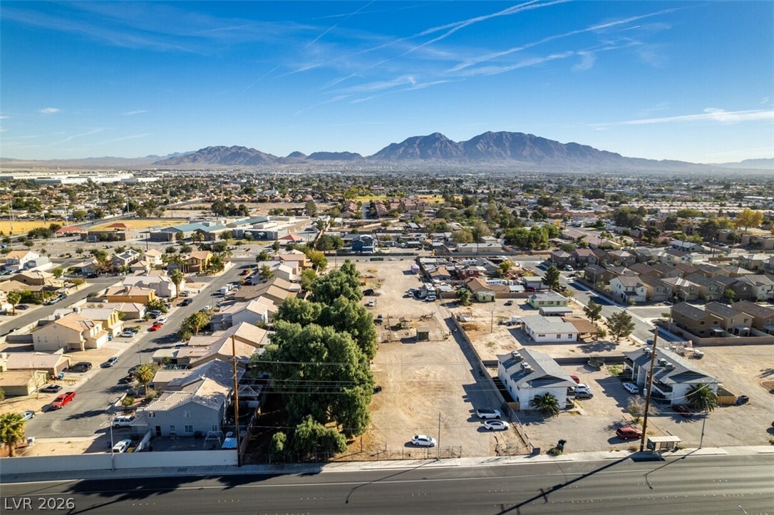 Photo 3 of 2294 N Pecos Road