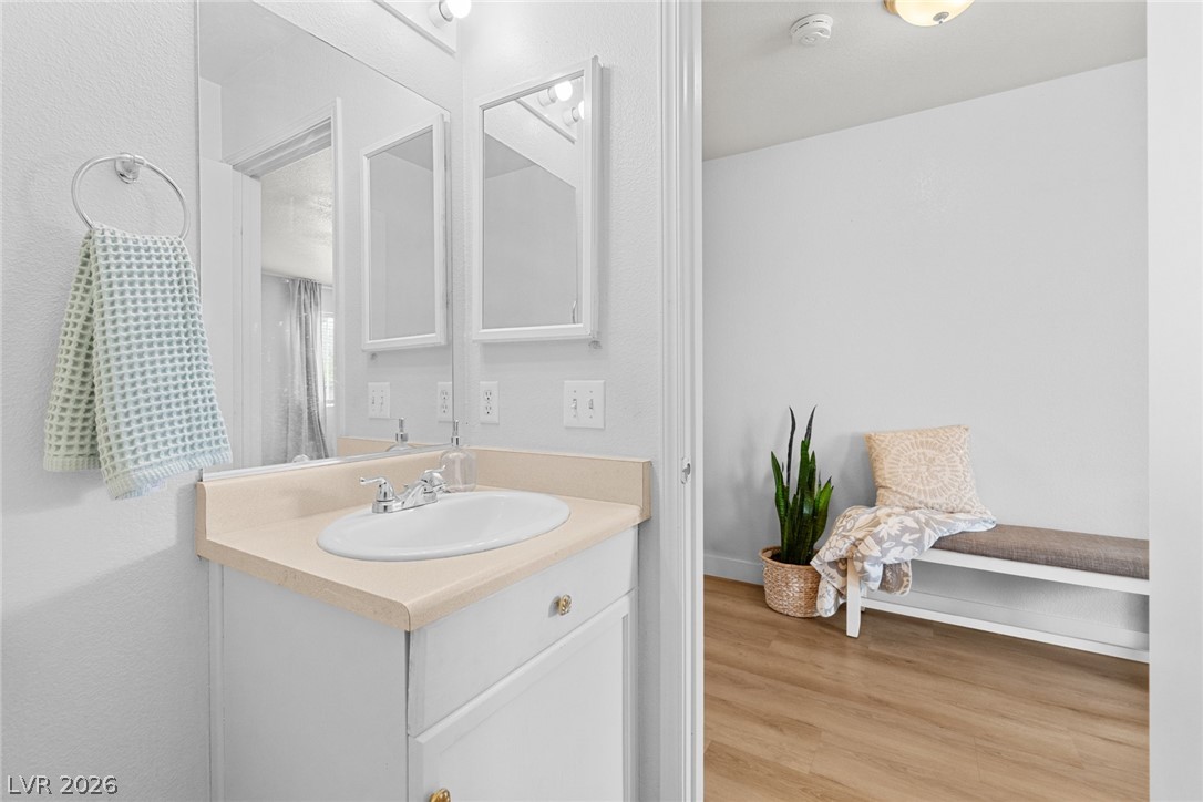 Photo 16 of 35, 5330 E Charleston Boulevard #35
