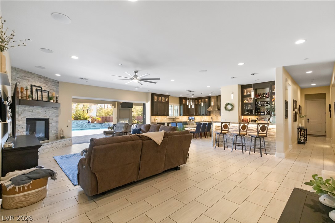 Photo 10 of 96, 9117 Hickam Avenue