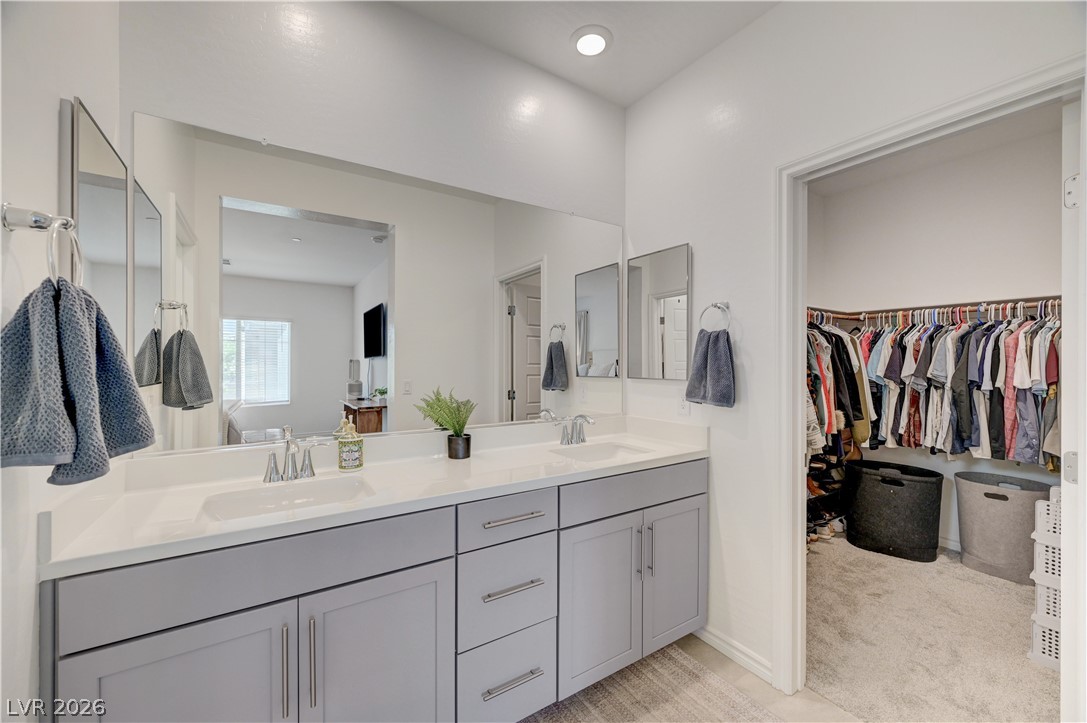 Photo 27 of 57, 600 N Carriage Hill Drive #2084