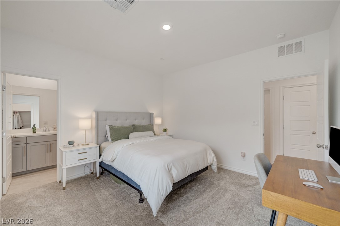 Photo 31 of 57, 600 N Carriage Hill Drive #2084