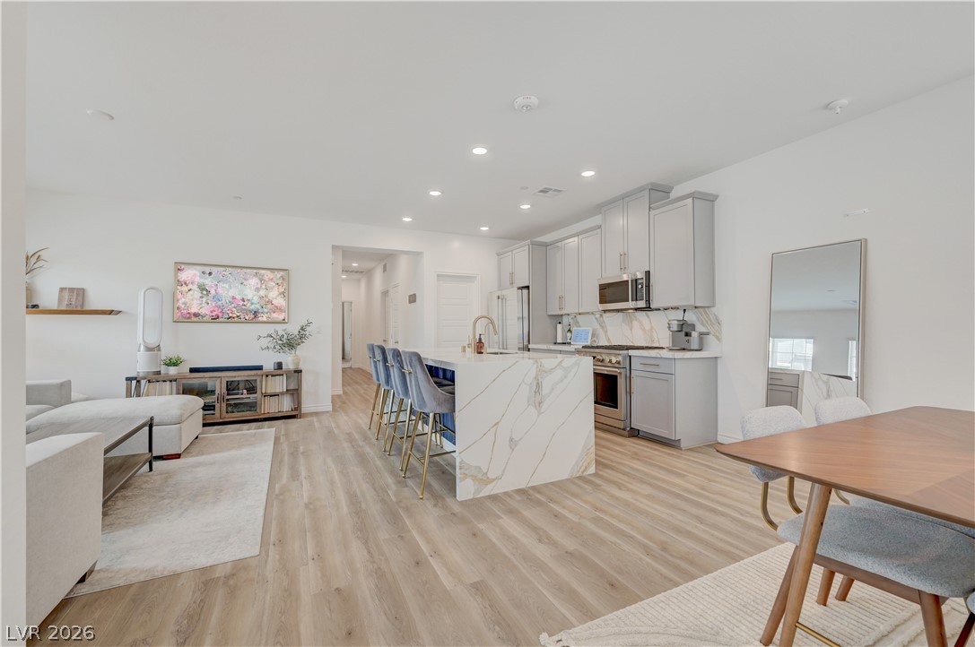 Photo 9 of 57, 600 N Carriage Hill Drive #2084