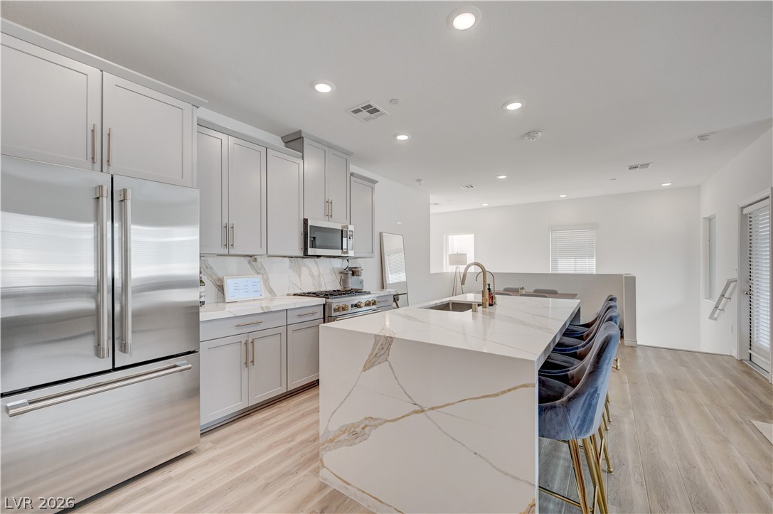 Photo 5 of 600 N Carriage Hill Drive #2084