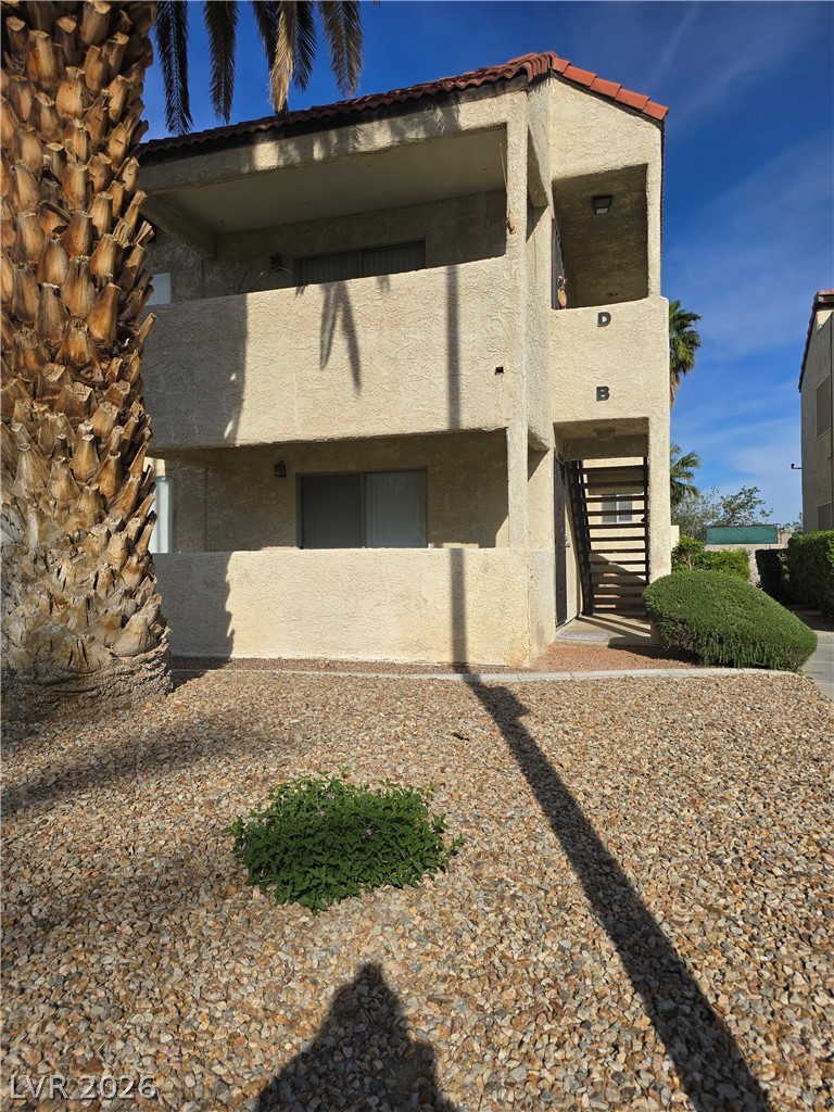 5060 Newport Cove Drive #B, Las Vegas