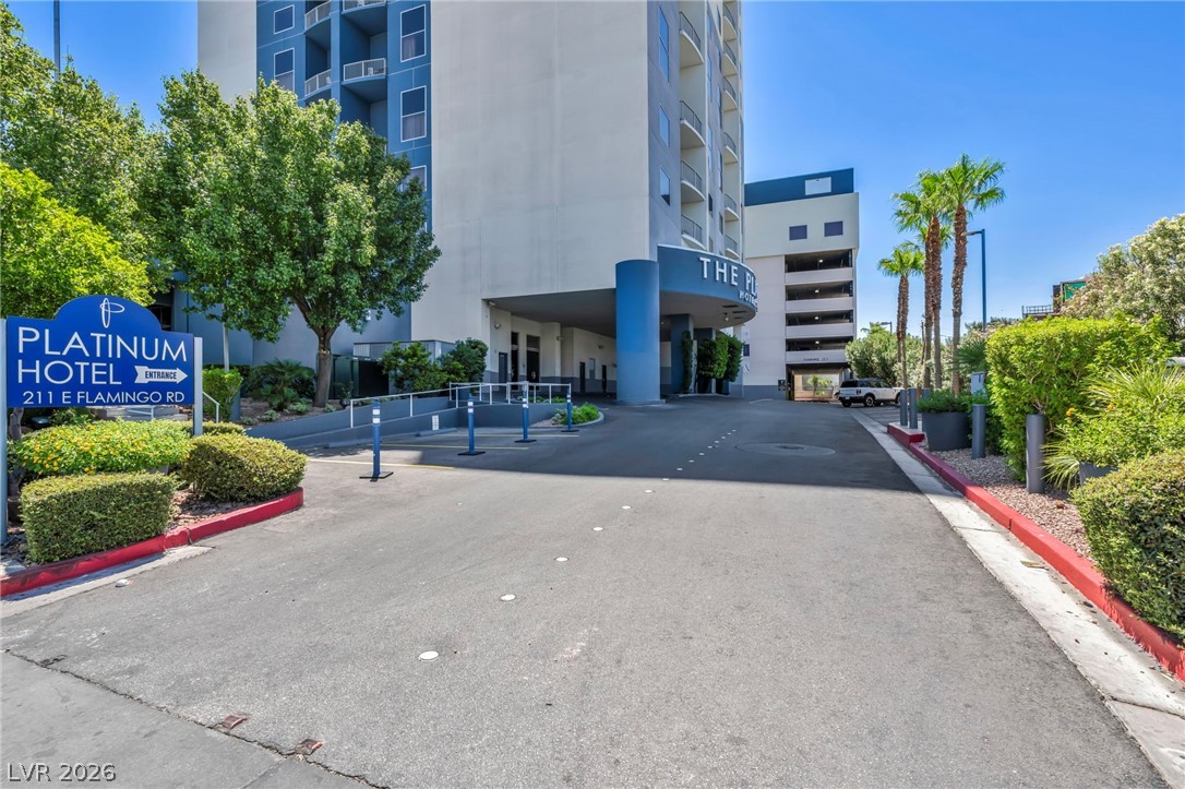 Photo 27 of 32, 211 E Flamingo Road #1511