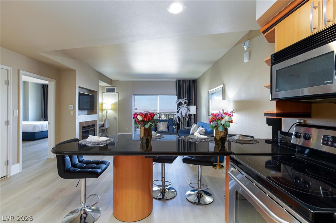Photo 5 of 211 E Flamingo Road #1511