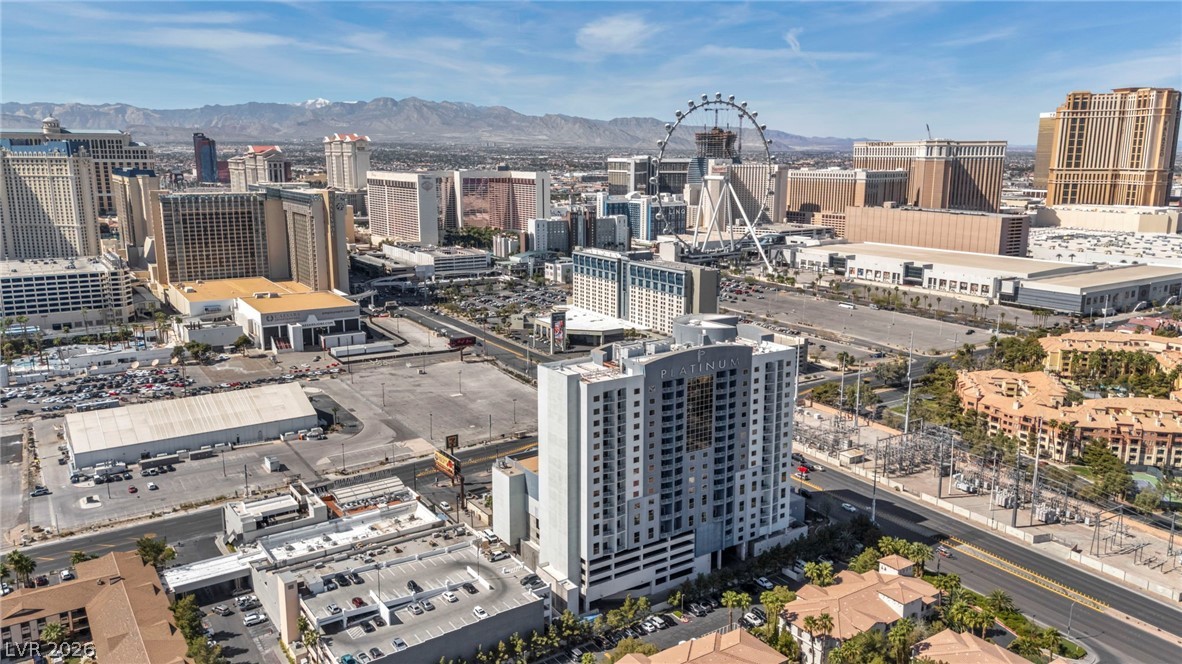 Photo 13 of 32, 211 E Flamingo Road #1511