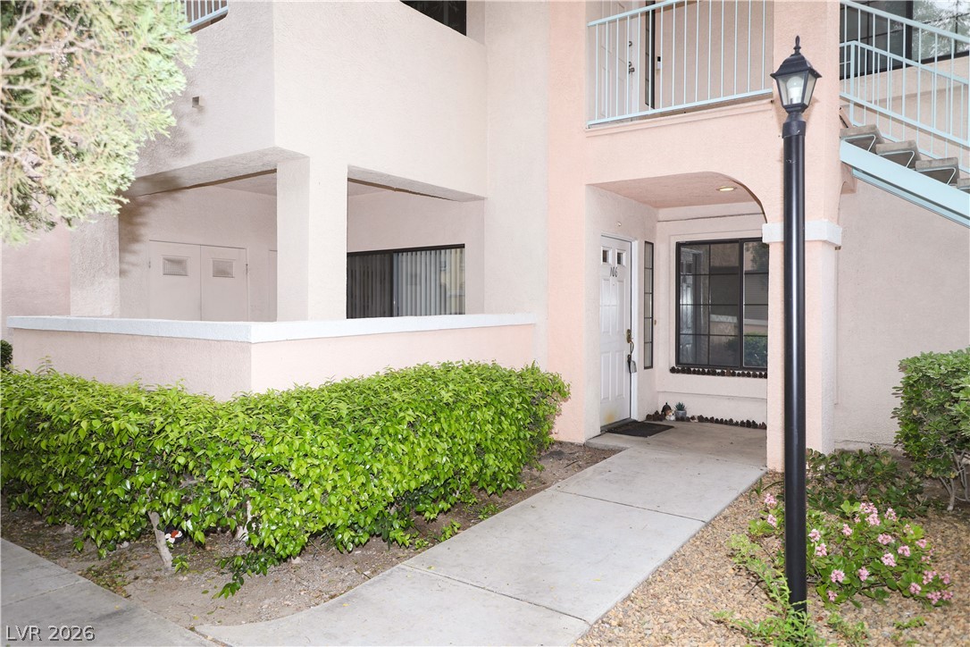 Photo 25 of 99, 4861 S Torrey Pines Drive #106