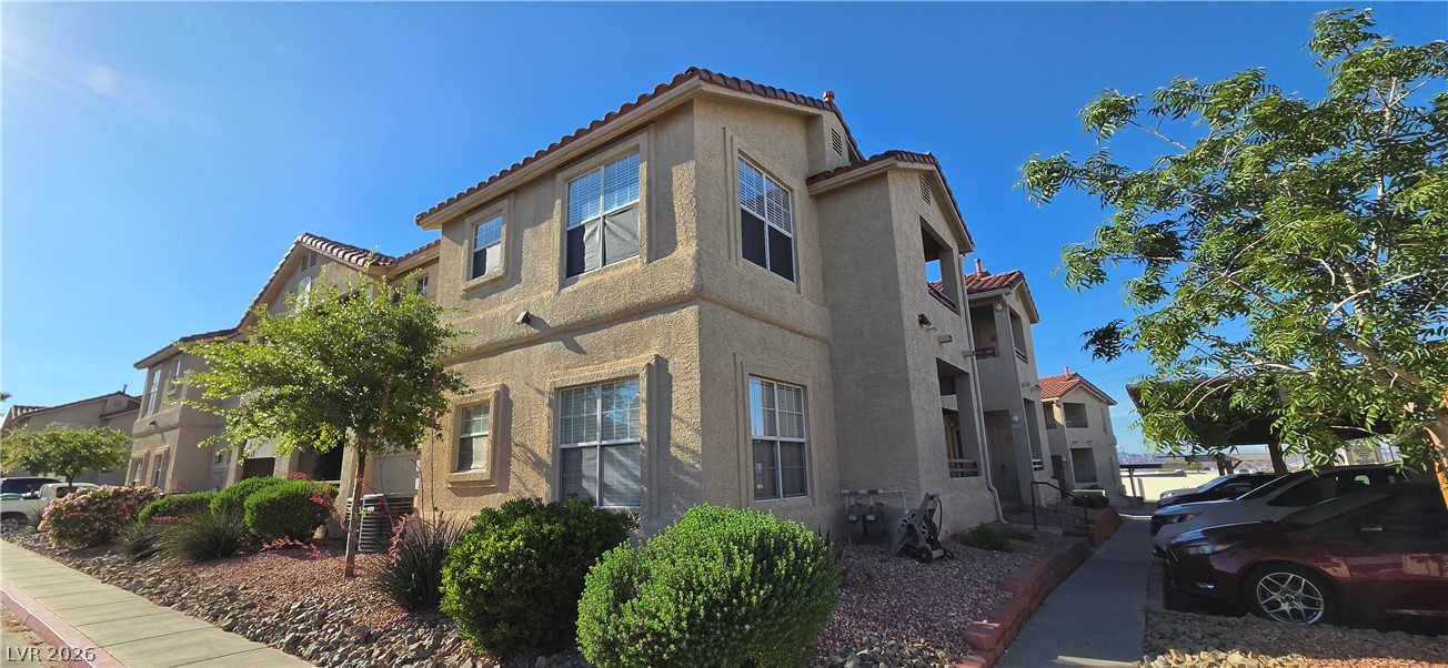 520 Arrowhead Trail #221, Henderson 89015