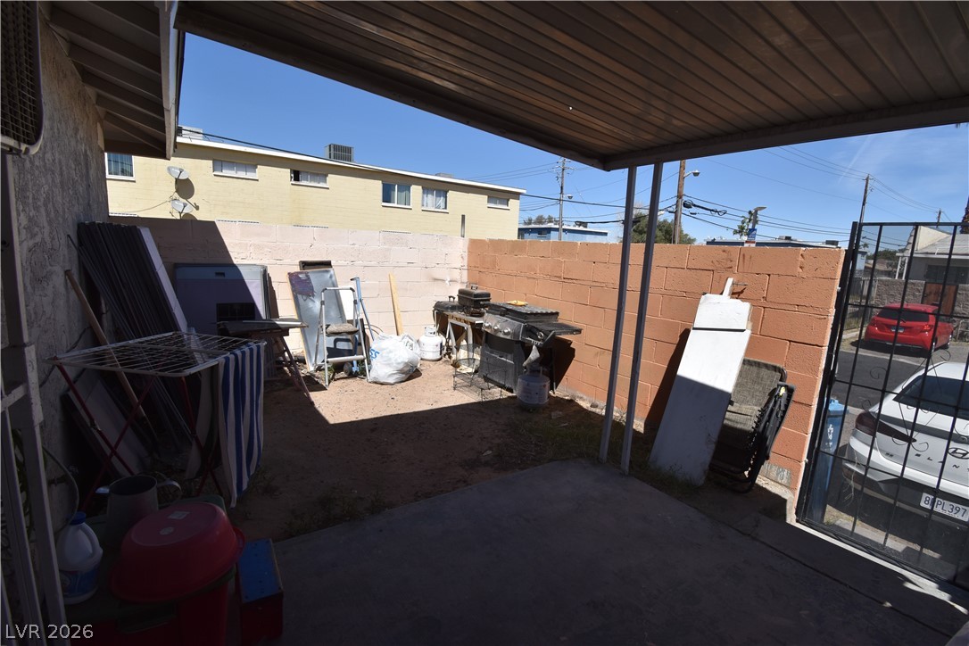 Photo 6 of 11, 3908 Palos Verdes Street
