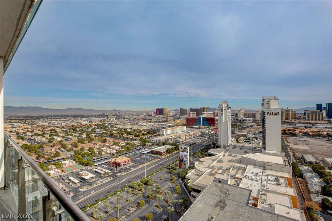 Photo 18 of 20, 4381 W Flamingo Road #3322