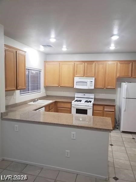 Photo 11 of 42, 3208 ASPINWALL Court