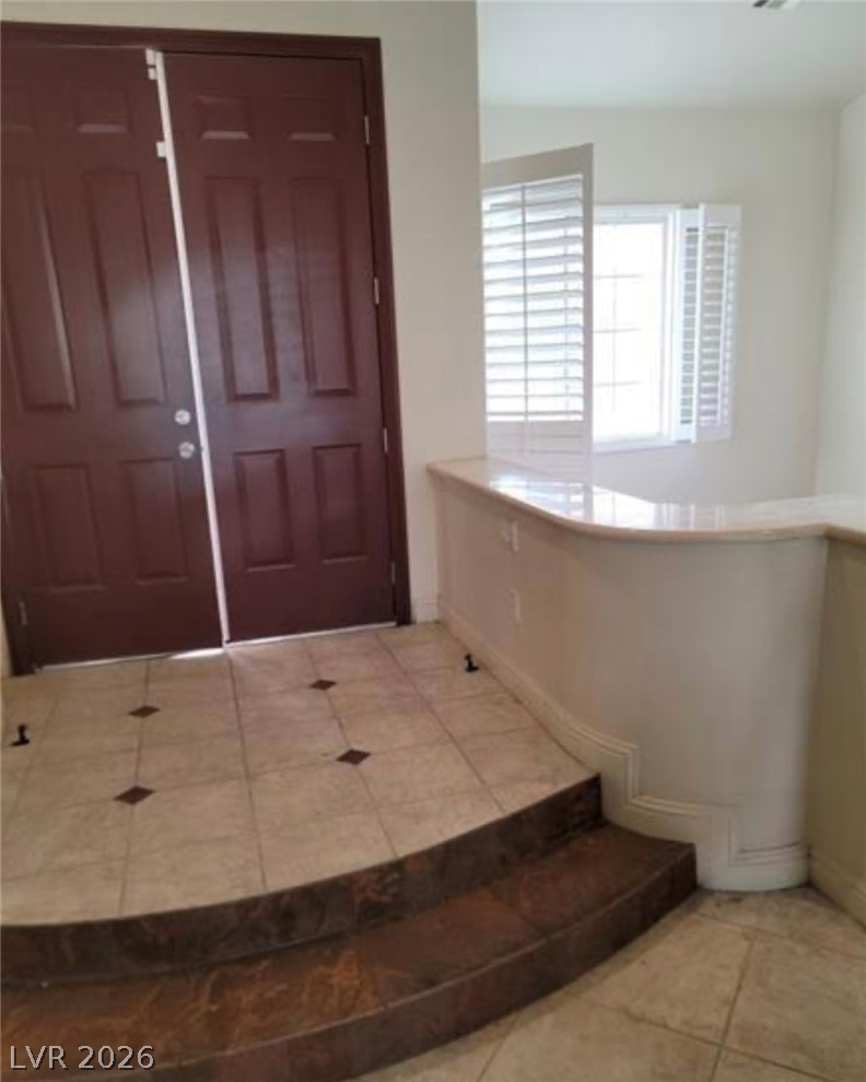 Photo 5 of 5718 San Florentine Avenue