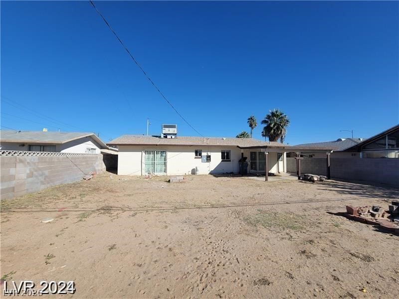 Photo 8 of 40, 4321 El Conlon Avenue