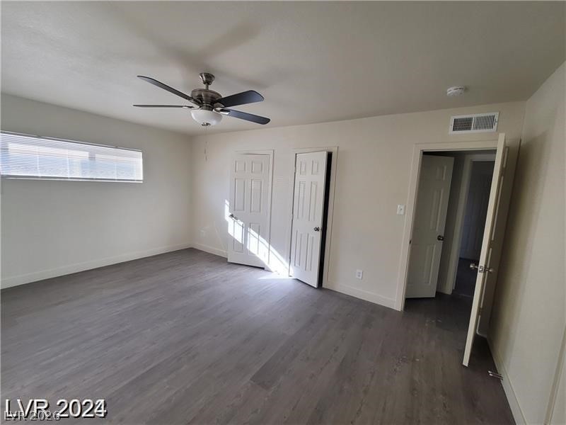 Photo 24 of 40, 4321 El Conlon Avenue