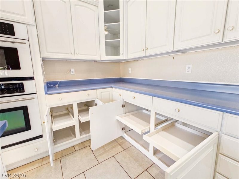 Photo 38 of 97, 1710 N Murphy Street