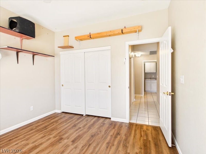 Photo 49 of 97, 1710 N Murphy Street