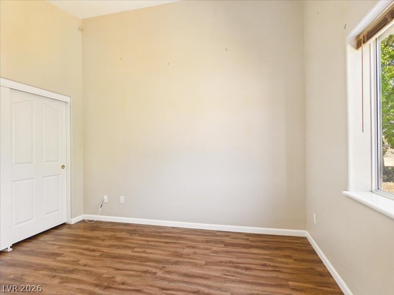 Photo 53 of 97, 1710 N Murphy Street