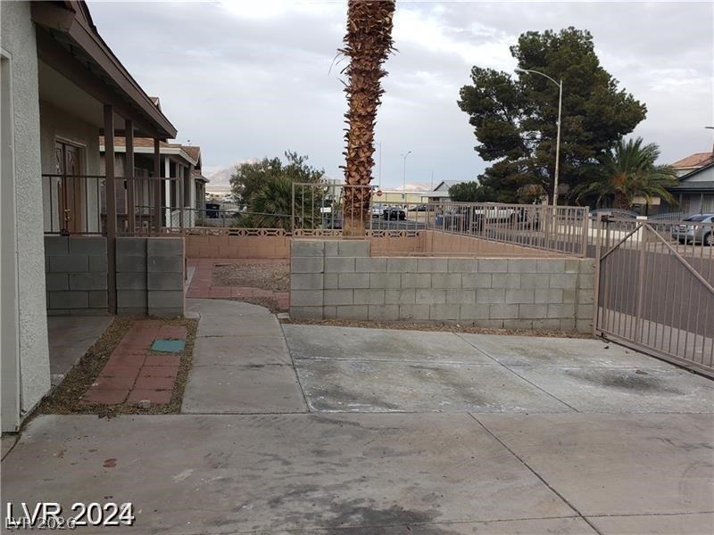 Photo 6 of 68, 1929 Evelyn Avenue