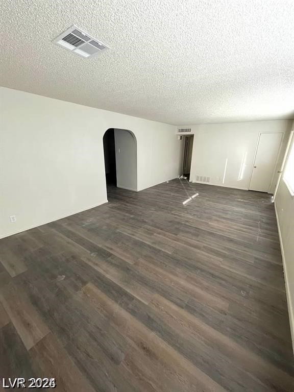 Photo 18 of 40, 6232 Blair Way