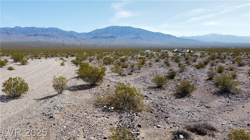 Photo 6 of 10, 1501 E Saguaro Drive