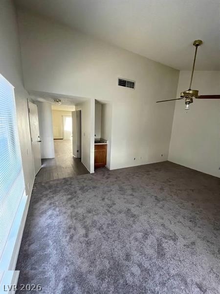 Photo 4 of 5709 Goldmount Avenue