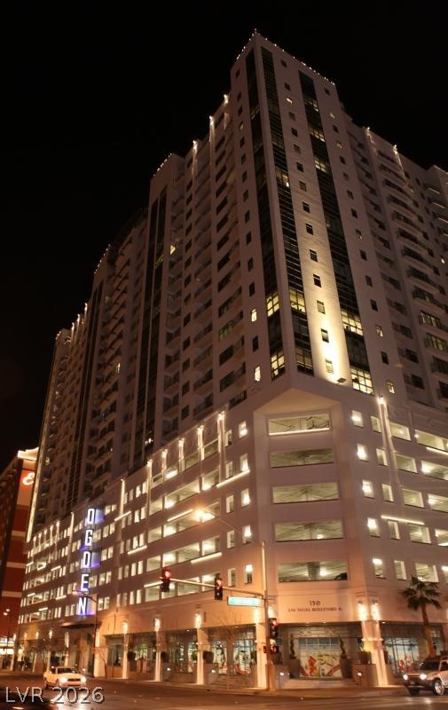 150 Las Vegas Boulevard #1807, Las Vegas 89101