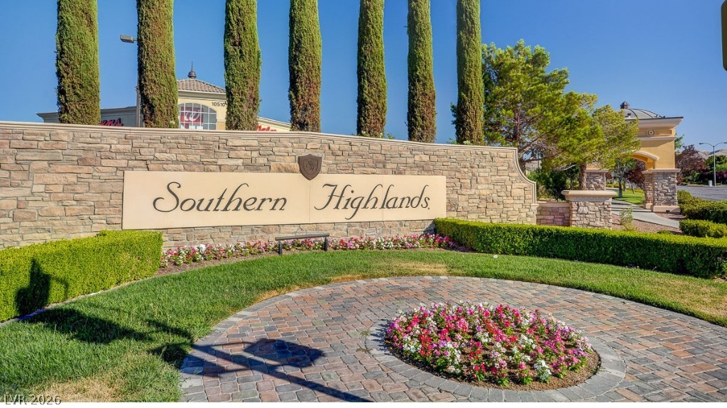 12 Pebble Hills Court, Las Vegas 89141