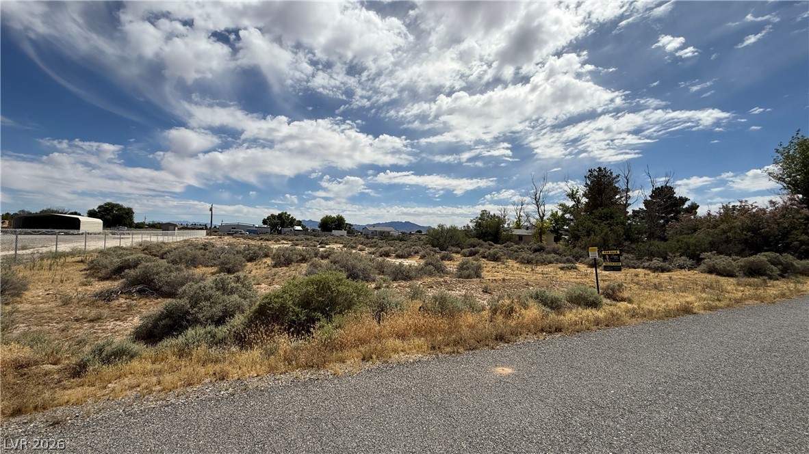 Photo 6 of 10, 641 Kimberly Avenue