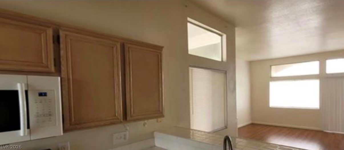 Photo 8 of 30, 3125 N Buffalo Drive #2104