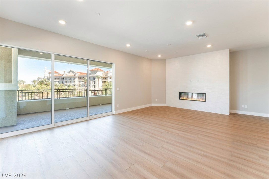 Photo 4 of 9128 Las Manaitas Avenue #301