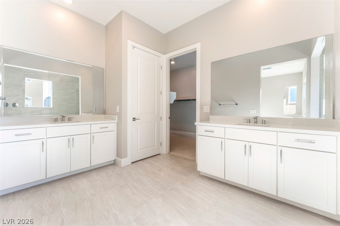 Photo 8 of 15, 9128 Las Manaitas Avenue #301