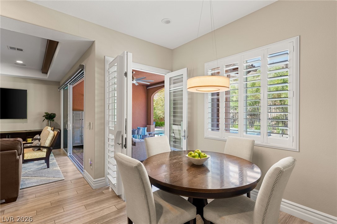 Photo 33 of 96, 277 Lindura Court