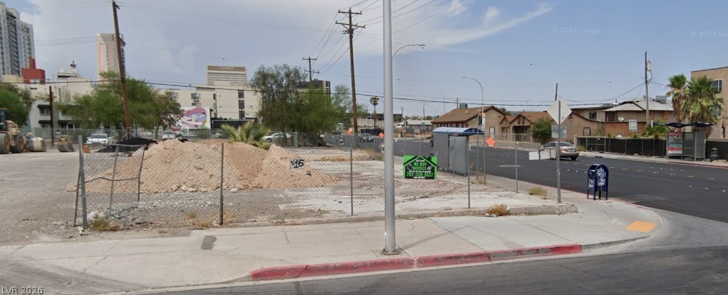 Photo 3 of 222 N 10th Street